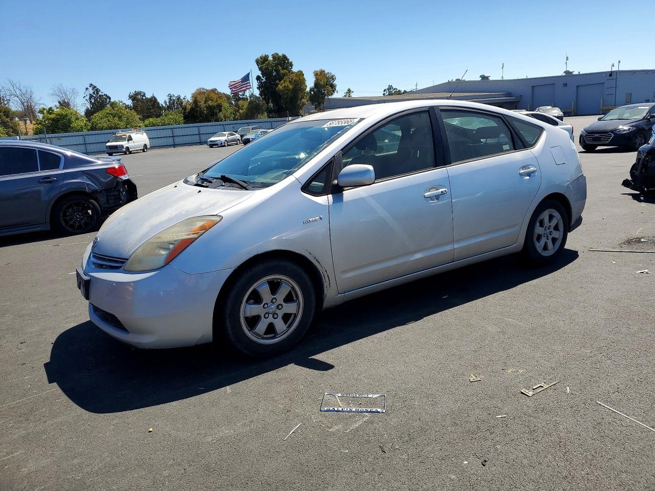 2008 Toyota Prius Base Silver vin: JTDKB20U083354841