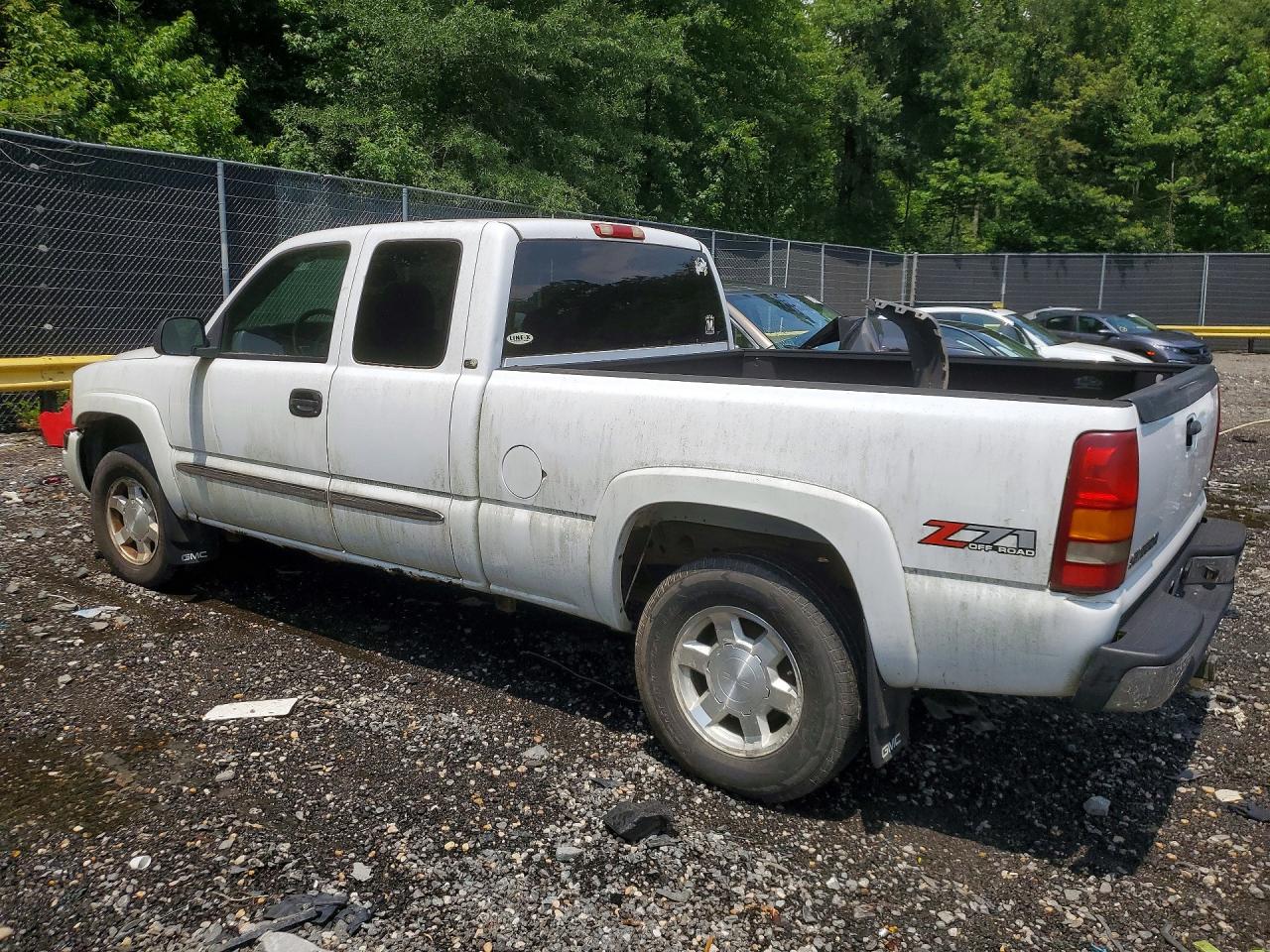 2006 Gmc New Sierra K1500 White vin: 1GTEK19B46Z245169