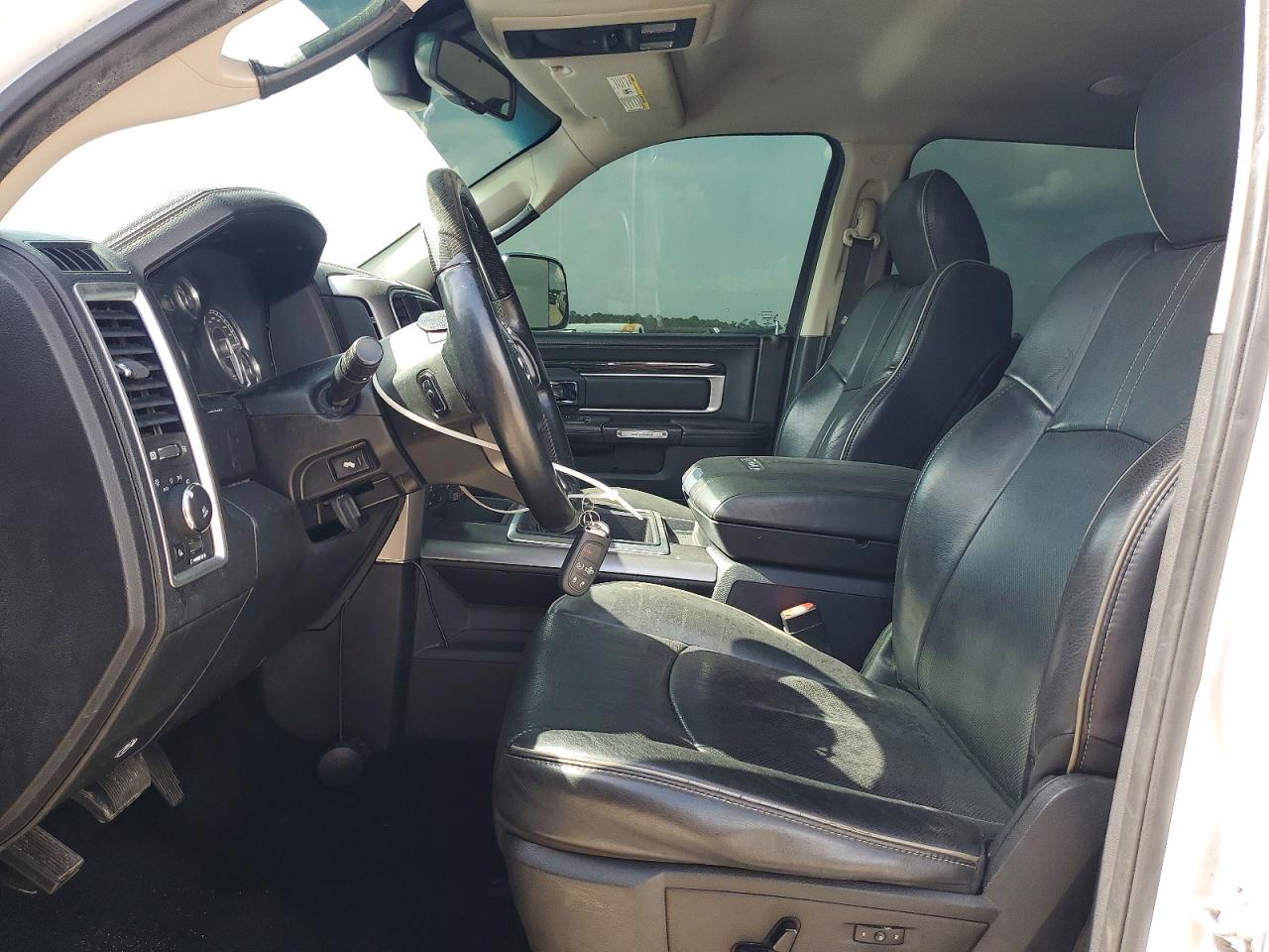 2014 Ram 1500 Longhorn White vin: 1C6RR7WT3ES187809