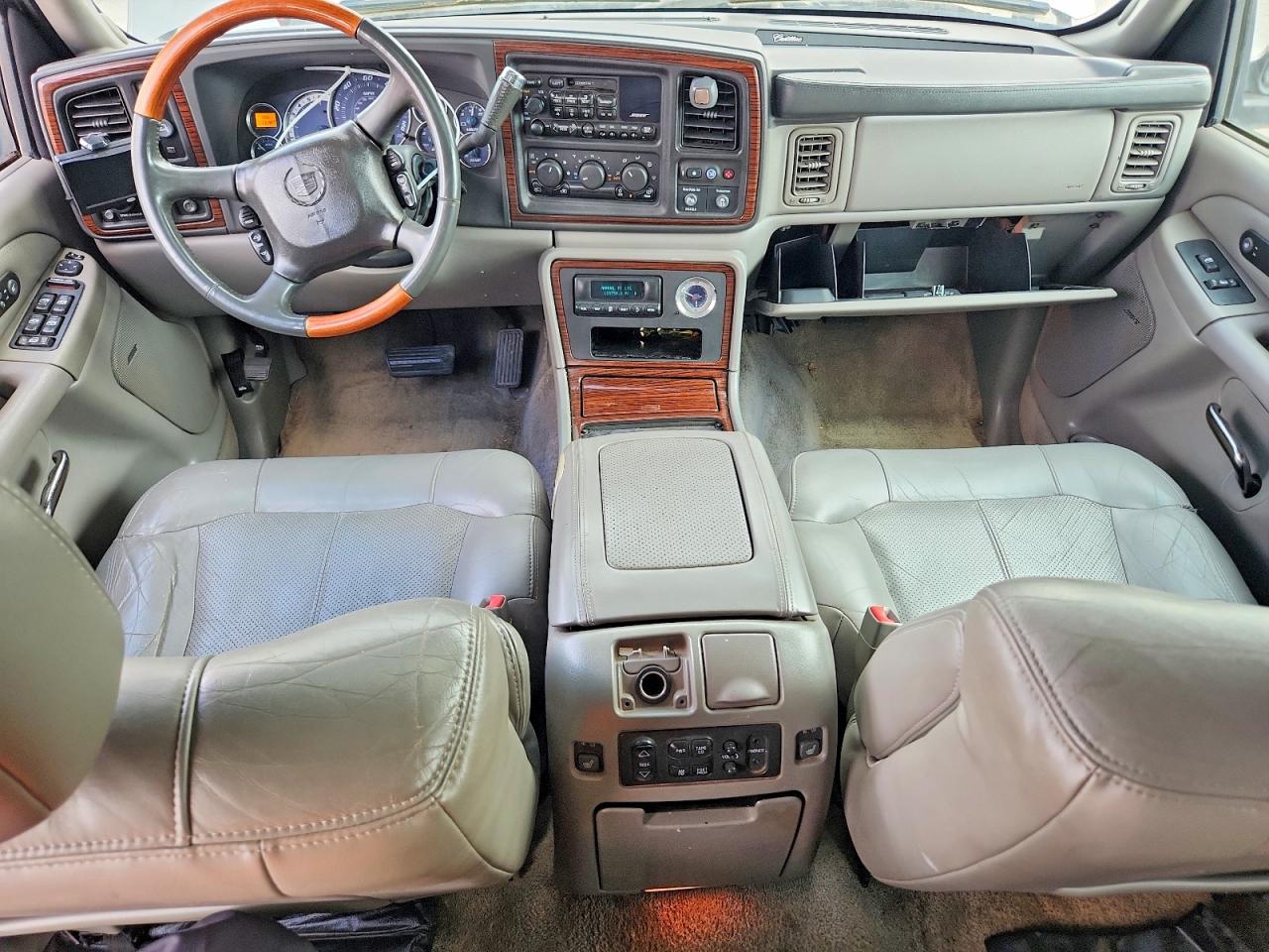 2002 Cadillac Escalade Luxury Tan vin: 1GYEK63N32R144113