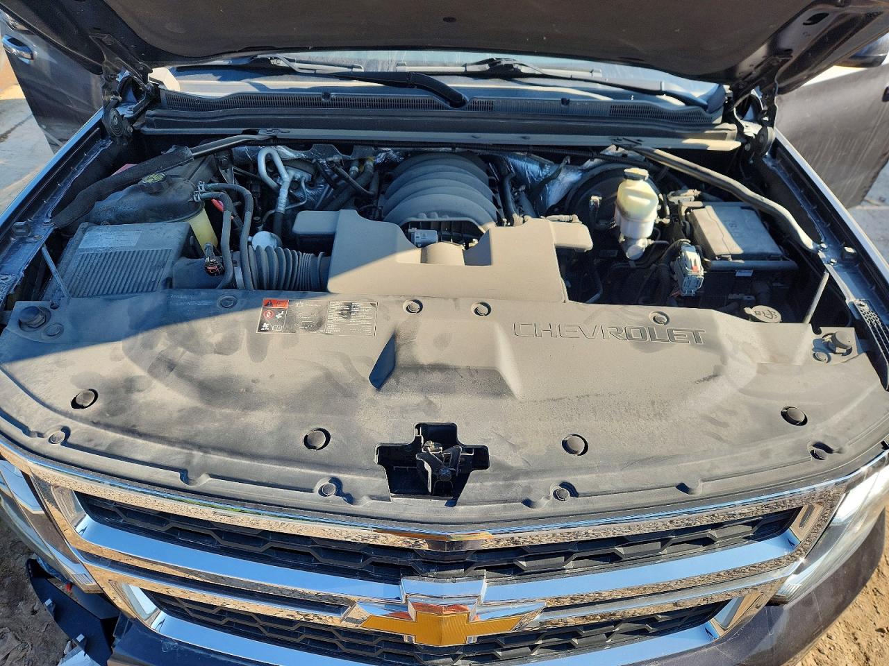 2015 Chevrolet Tahoe K1500 Lt Gray vin: 1GNSKBKCXFR121698