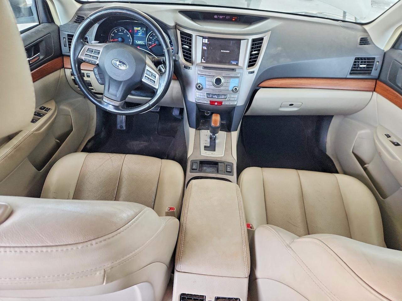 2013 Subaru Outback 2.5i Limited White vin: 4S4BRCPC8D3226058