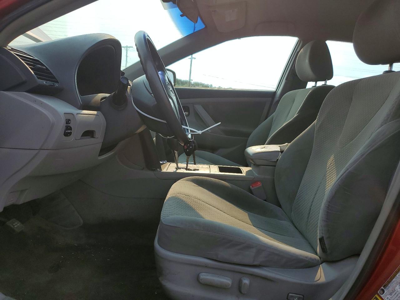 2009 Toyota Camry Le Red vin: 4T1BE46K09U391551