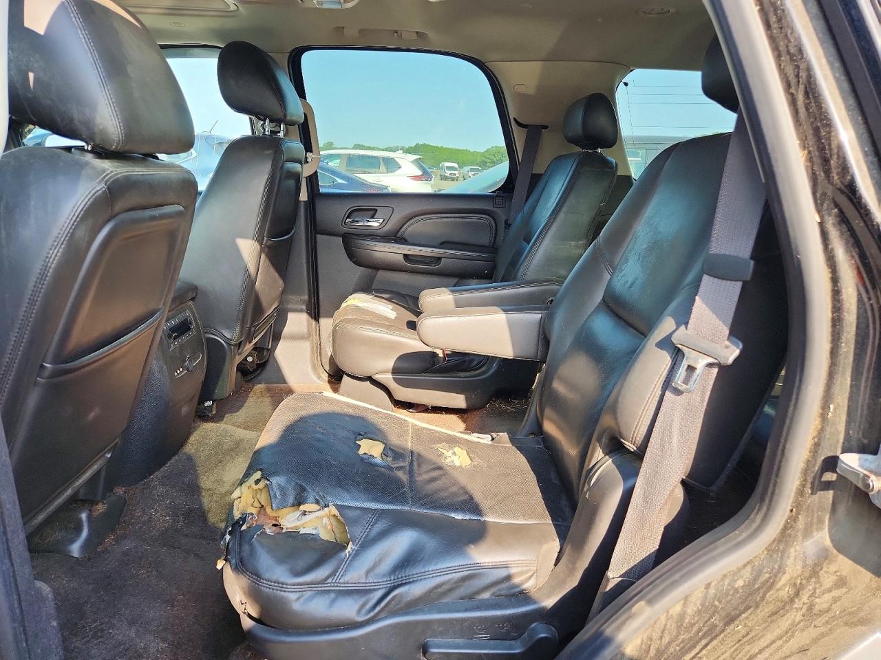 2010 Gmc Yukon Denali Black vin: 1GKUKEEF8AR252263