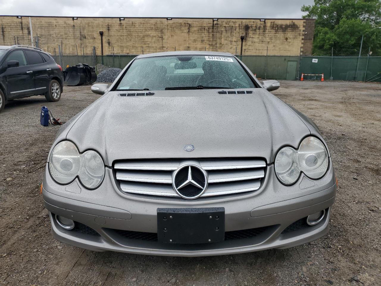 2007 Mercedes-benz Sl 550 Gray vin: WDBSK71F67F118753