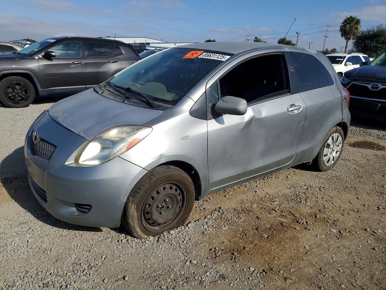 2008 Toyota Yaris Base Gray vin: JTDJT923185209835