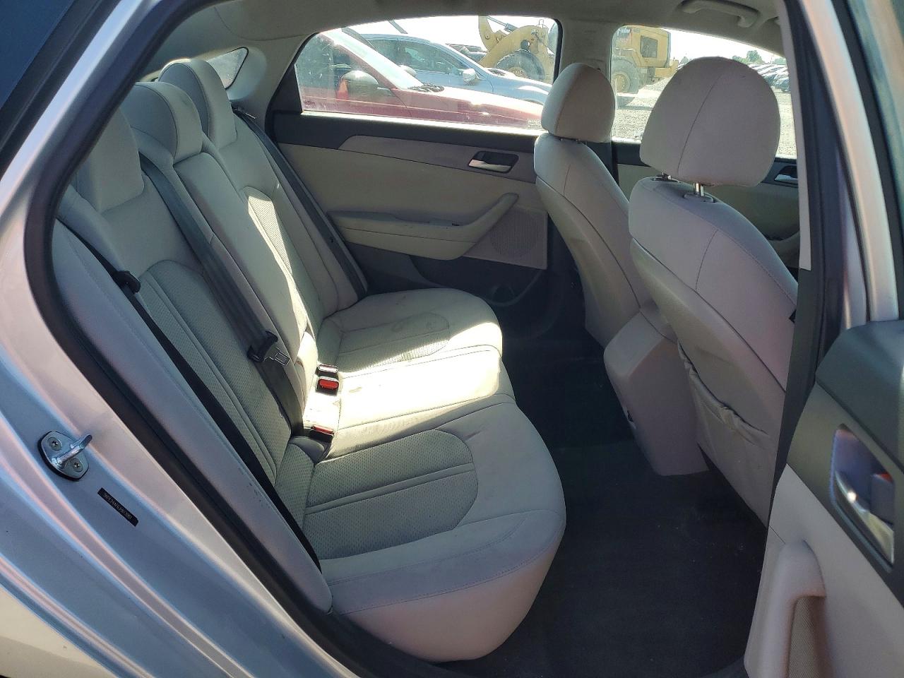 2018 Hyundai Sonata Se Серебряный vin: 5NPE24AF6JH613061