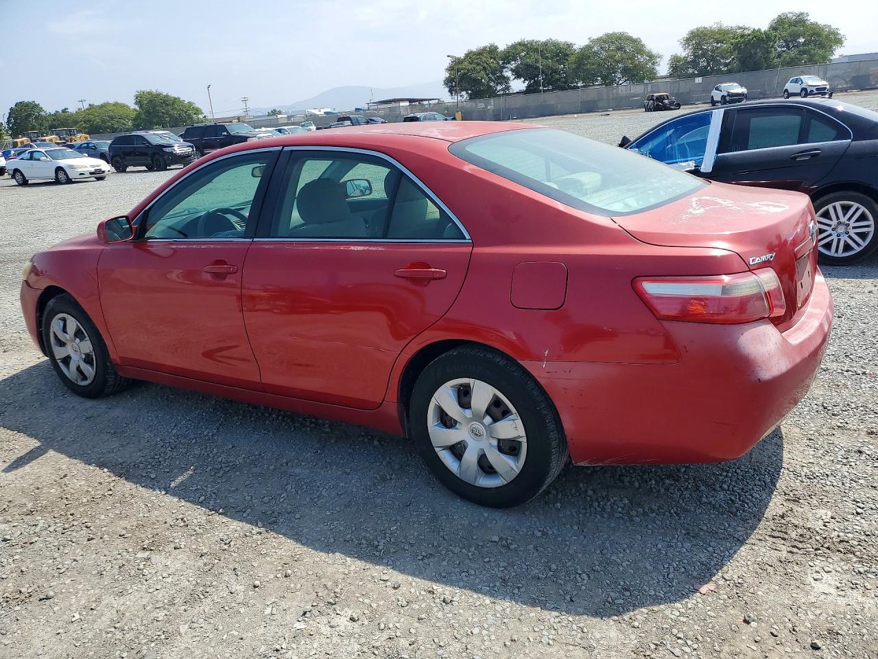 2007 Toyota Camry Le Красный vin: 4T1BE46K17U013753