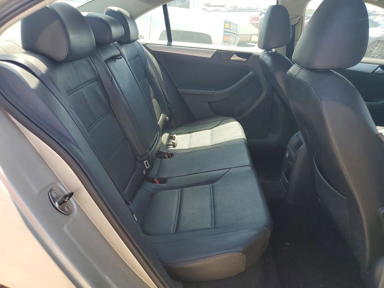 2013 Volkswagen Jetta Se Gold vin: 3VWDP7AJ1DM265328