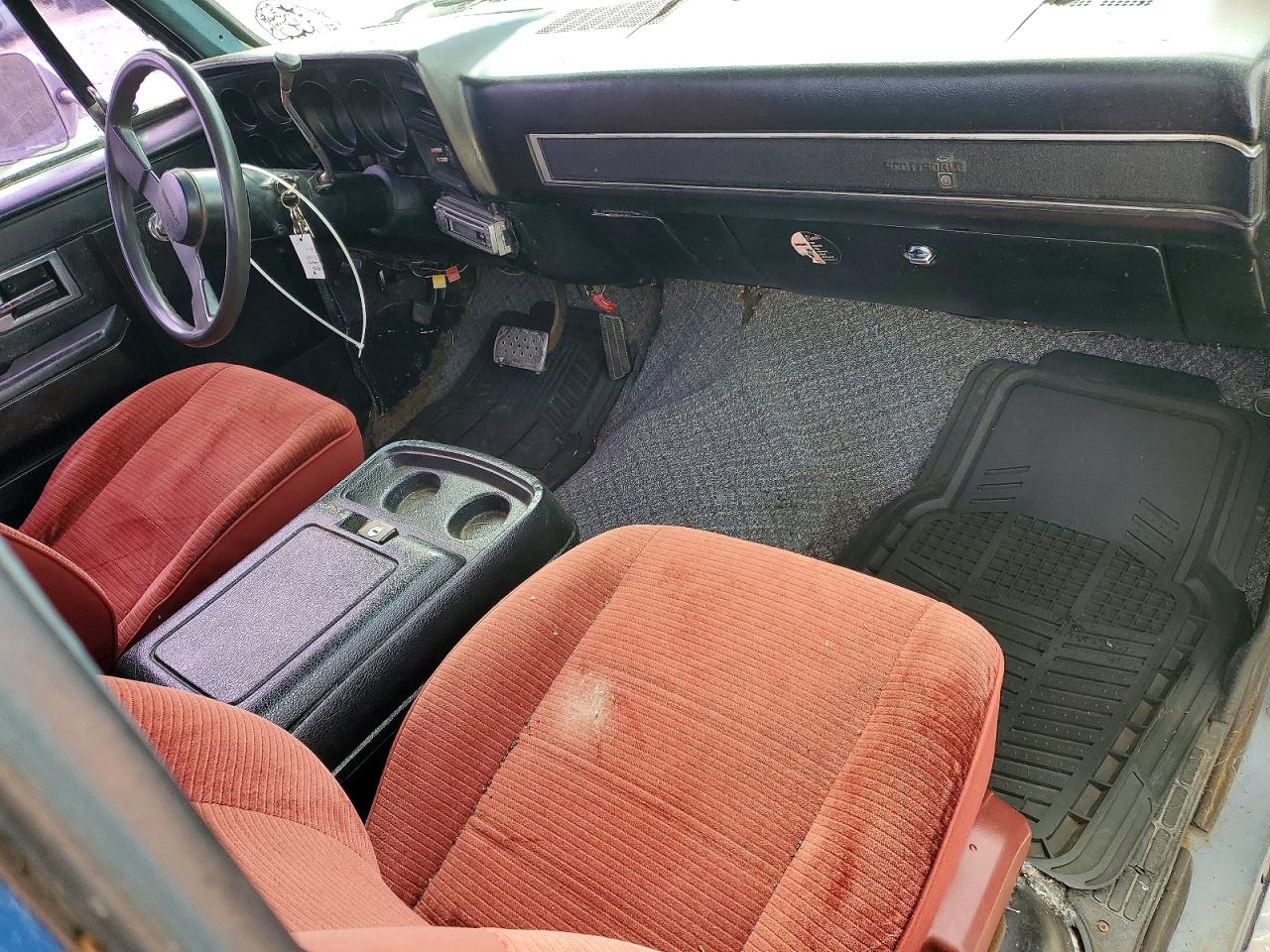 1985 Chevrolet C20 Синий vin: 2GCGC24M1F1118019