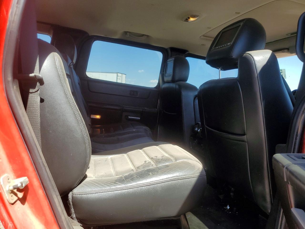 2007 Hummer H2 Red vin: 5GRGN23U47H108111
