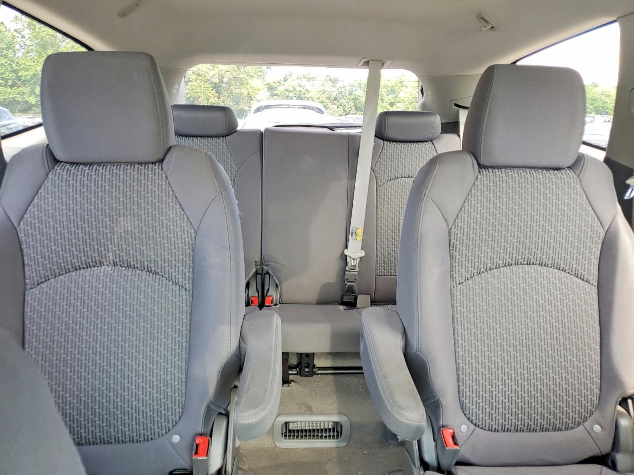 2012 Chevrolet Traverse Lt White vin: 1GNKVJED8CJ189854