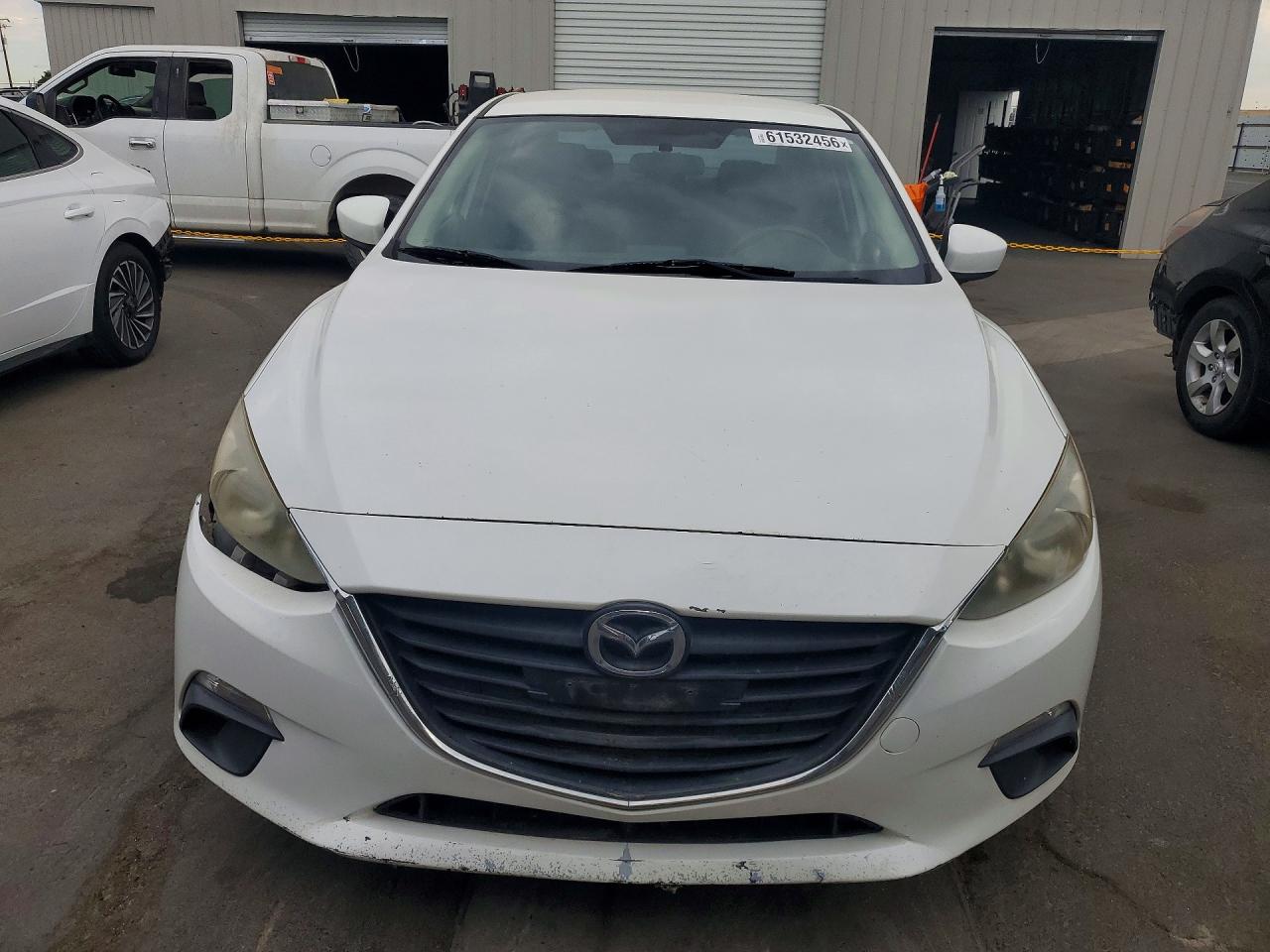 2014 Mazda 3 Sport Белый vin: JM1BM1U75E1197677