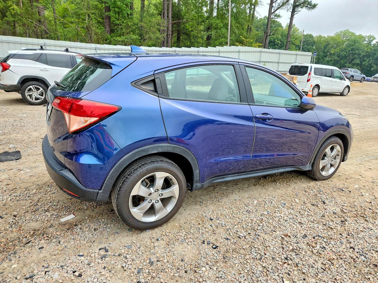 2017 Honda Hr-v Lx Blue vin: 3CZRU5H39HG701774