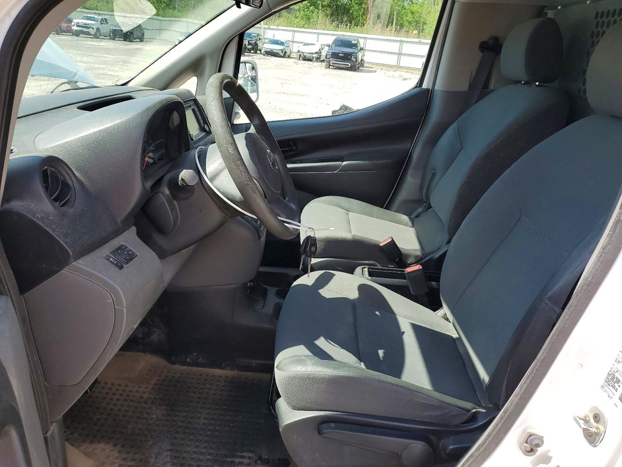 2017 Nissan Nv200 Sv White vin: 3N6CM0KN3HK693206