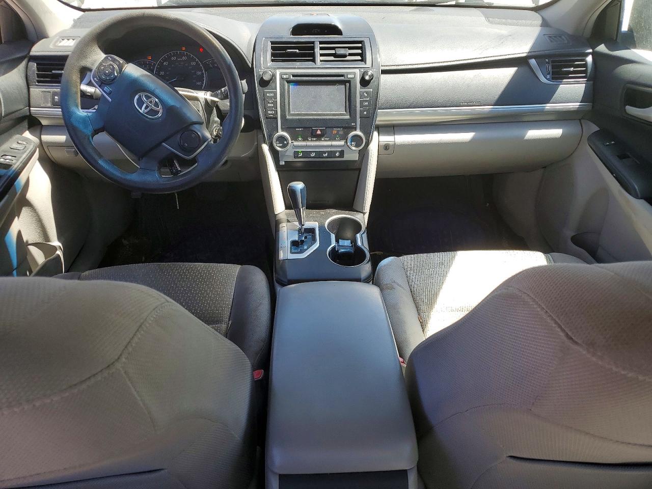 2013 Toyota Camry Le Серый vin: 4T4BF1FK2DR281885