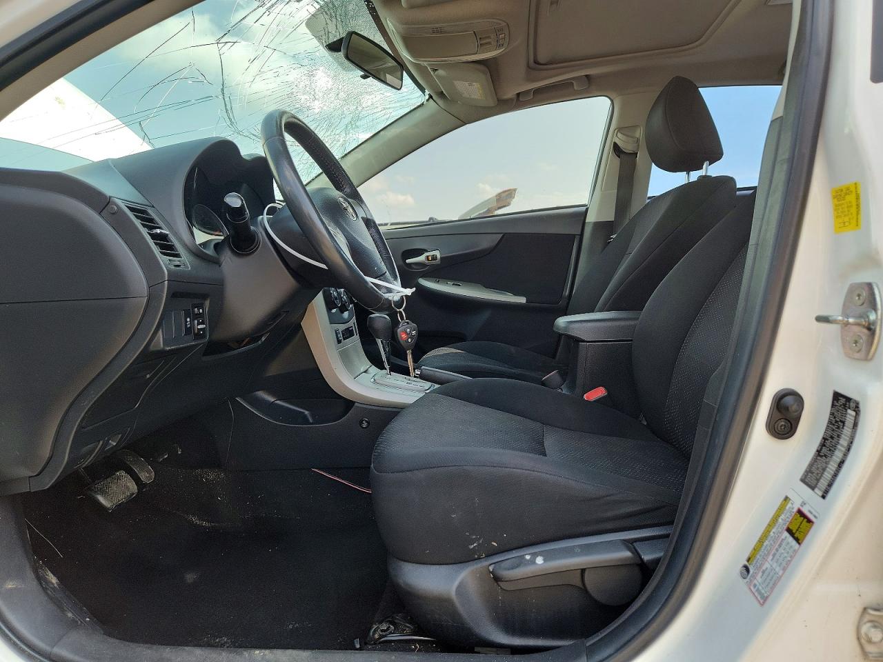 2010 Toyota Corolla S White vin: 2T1BU4EE4AC402068