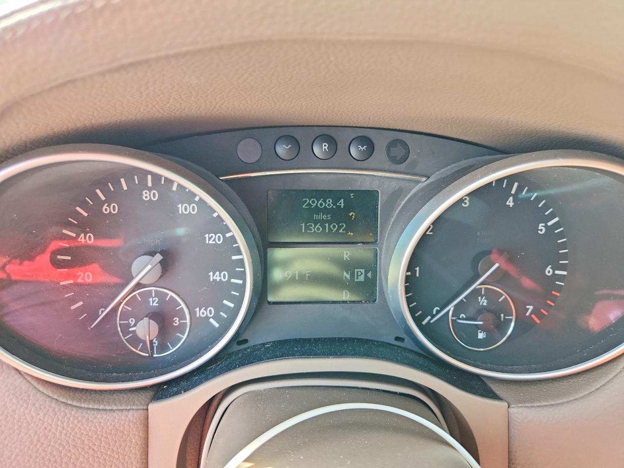 2007 Mercedes-benz Gl 450 4matic White vin: 4JGBF71E57A179100