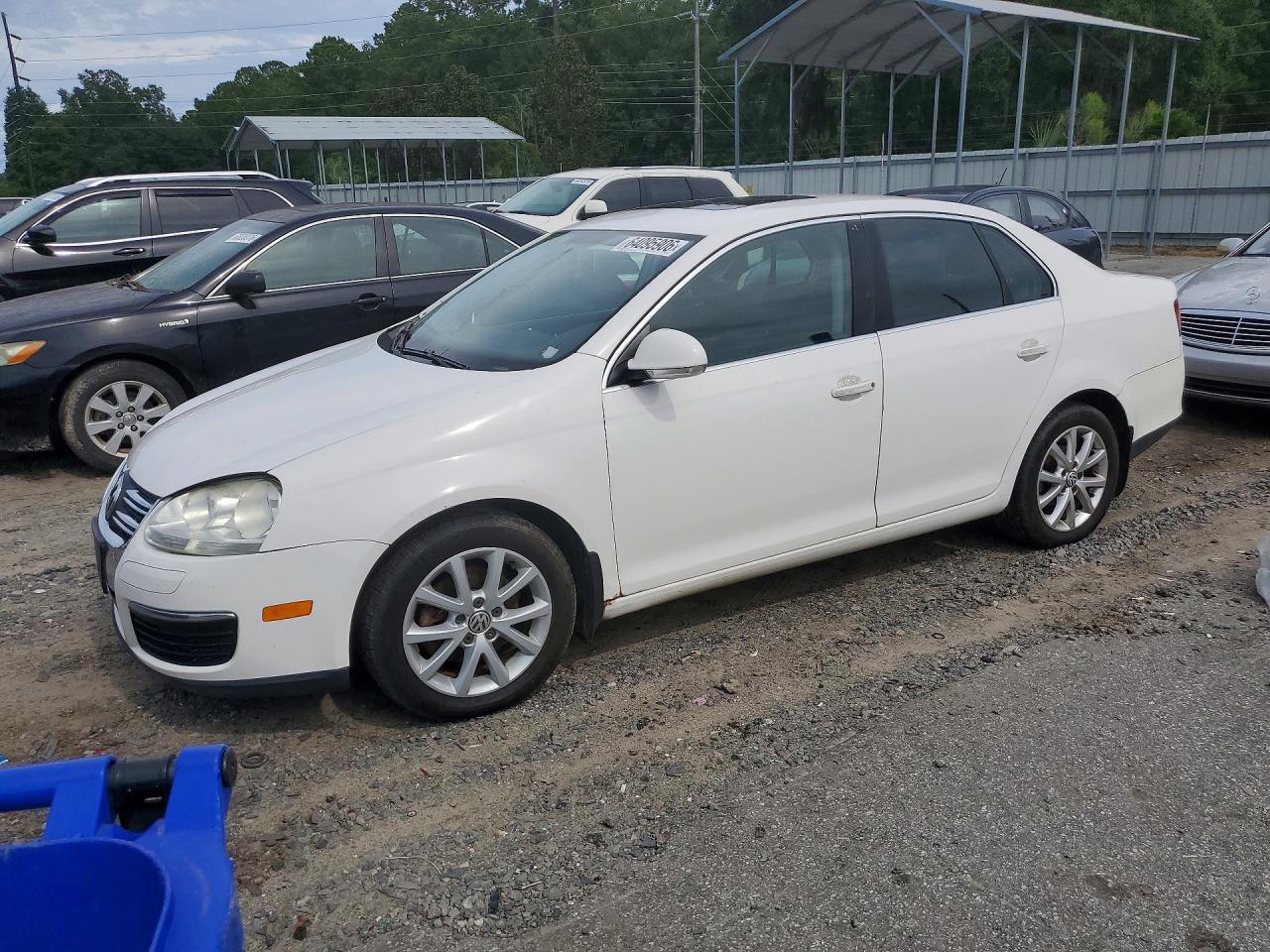 2010 Volkswagen Jetta Se Белый vin: 3VWRZ7AJ8AM045549