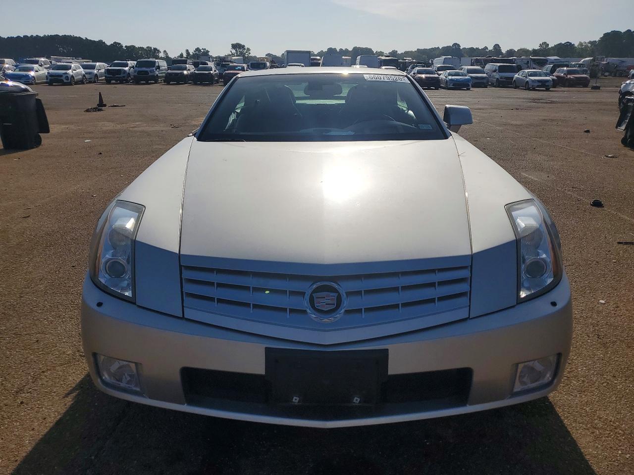 2006 Cadillac Xlr Серебряный vin: 1G6YV36A665602146