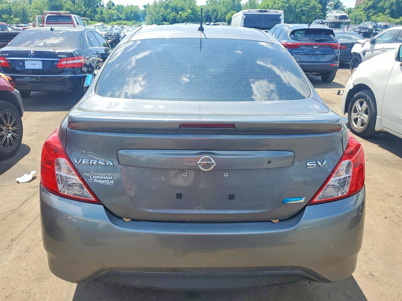 2016 Nissan Versa 1.6 Sv Gray vin: 3N1CN7AP1GL890446