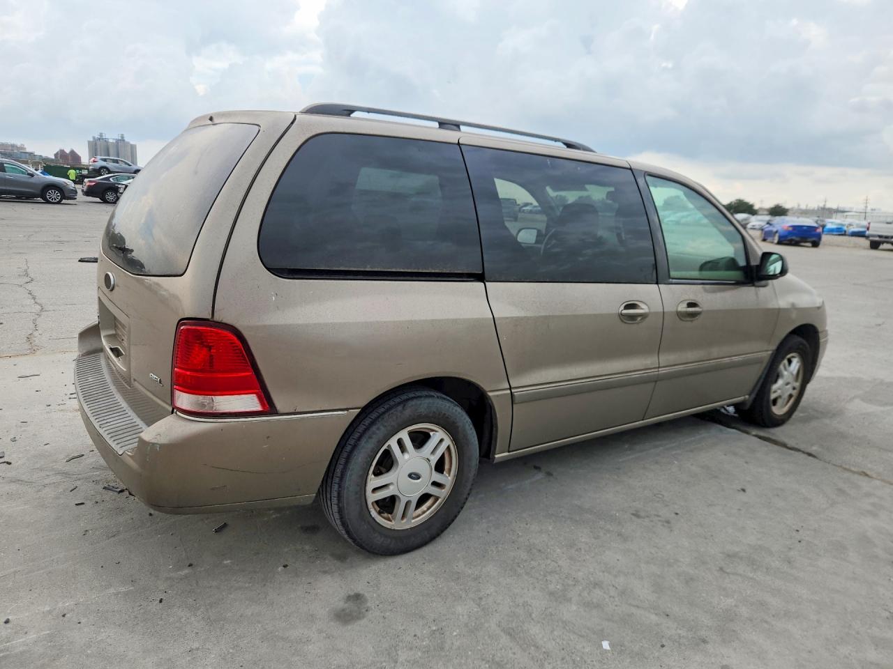 2004 Ford Freestar Sel Золотой vin: 2FMDA52254BA25230