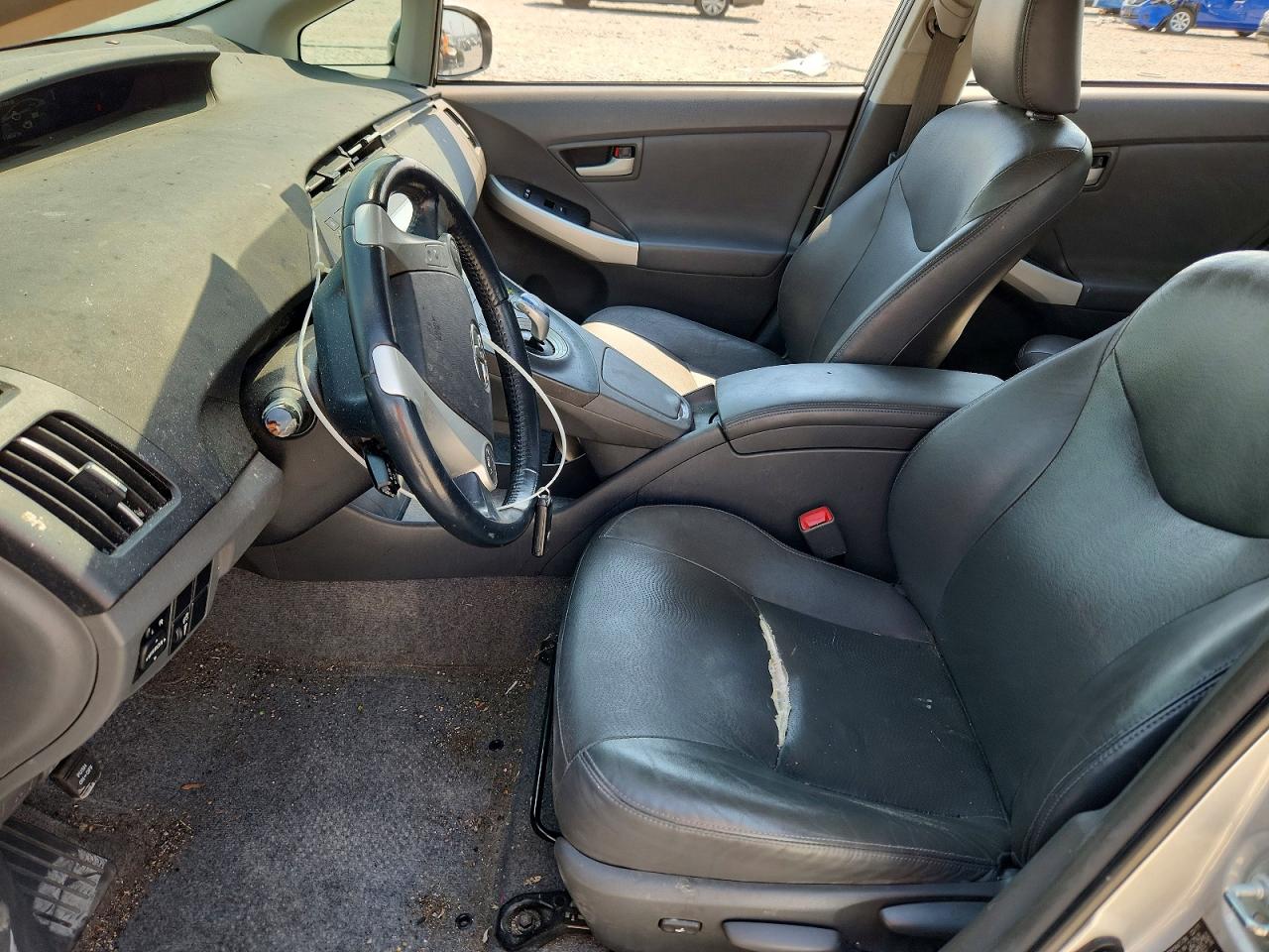 2011 Toyota Prius Four Silver vin: JTDKN3DU1B0288008