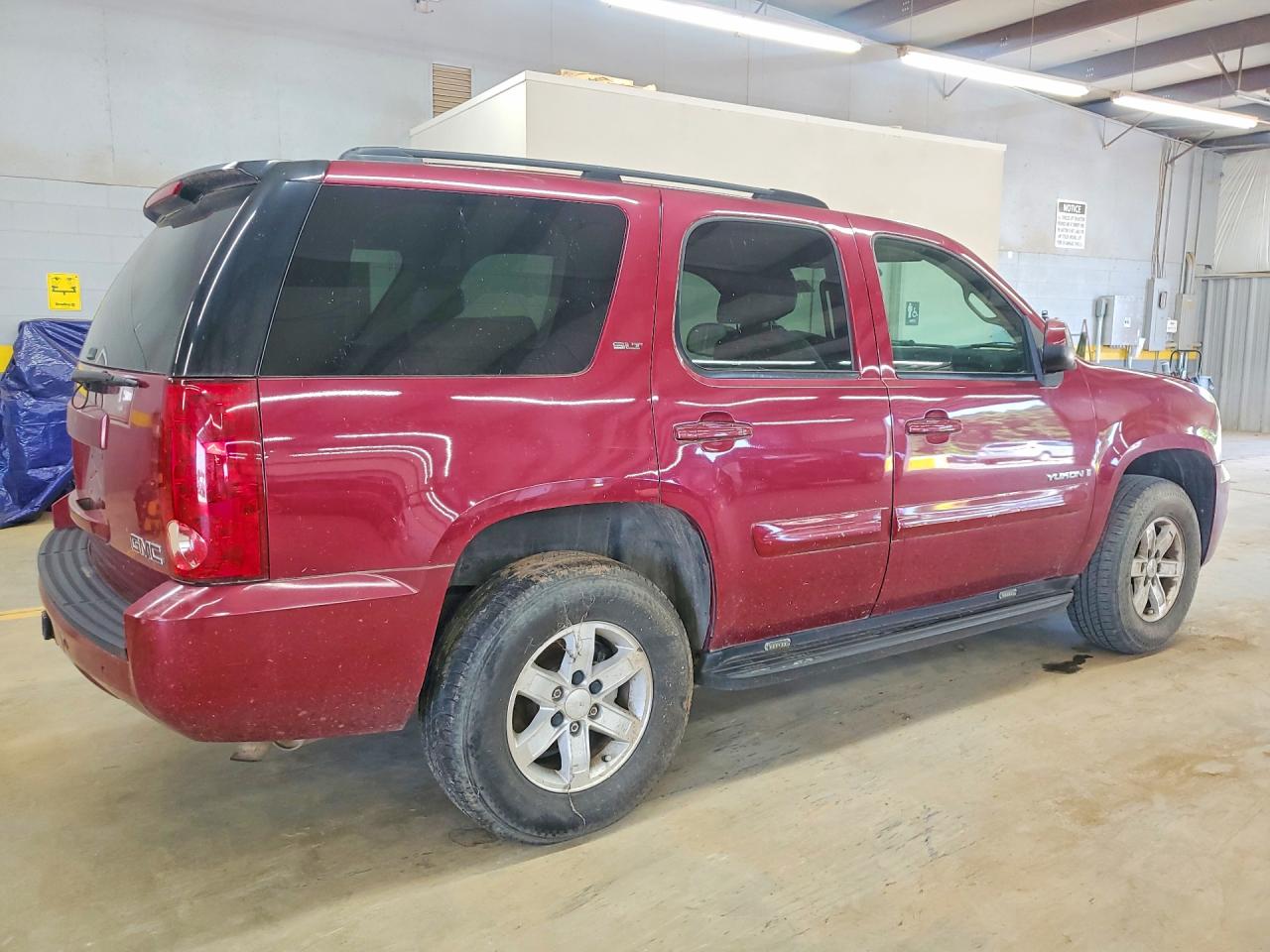 2007 Gmc Yukon Burgundy vin: 1GKFK130X7R327599