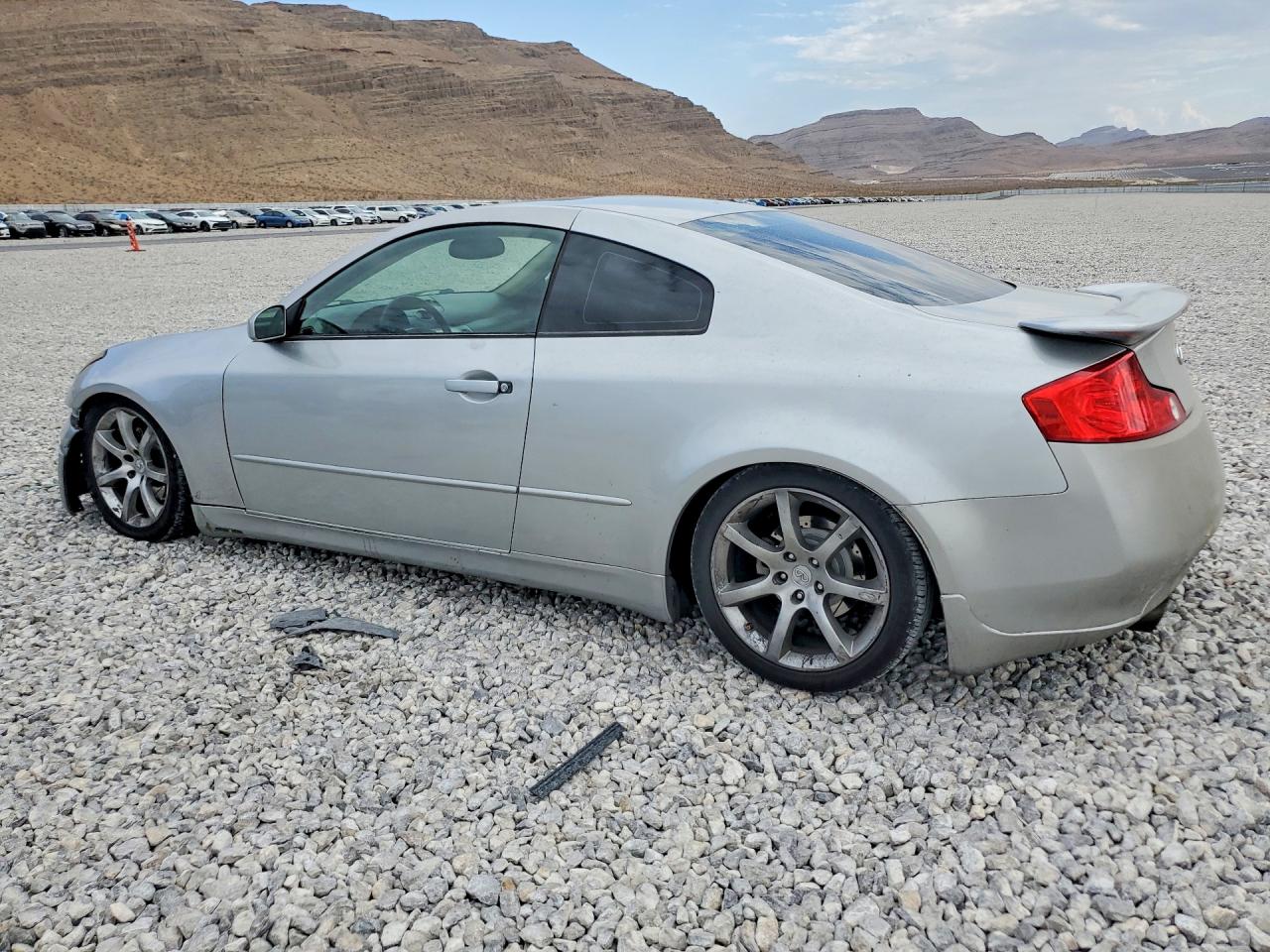 2004 Infiniti G35 Base Silver vin: JNKCV54E14M814642