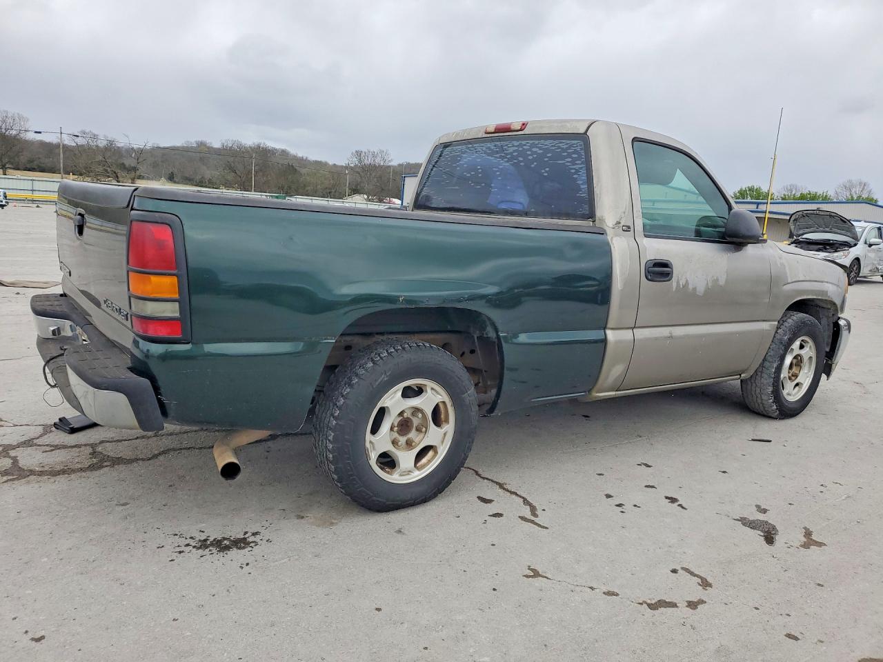 2000 Gmc New Sierra C1500 Two Tone vin: 1GTEC14W8YZ293915