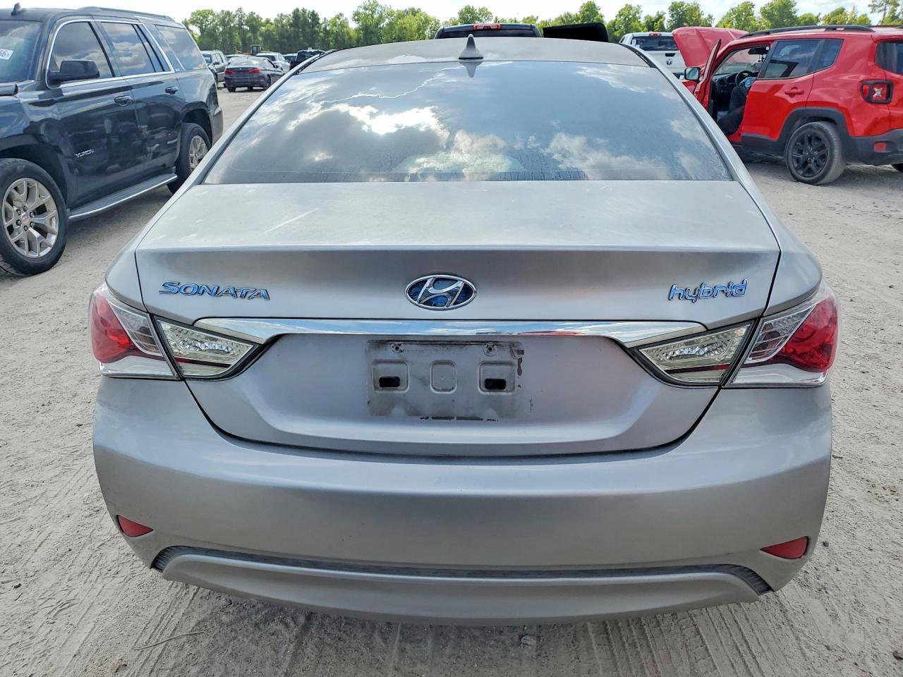 2011 Hyundai Sonata Hybrid Silver vin: KMHEC4A40BA018836