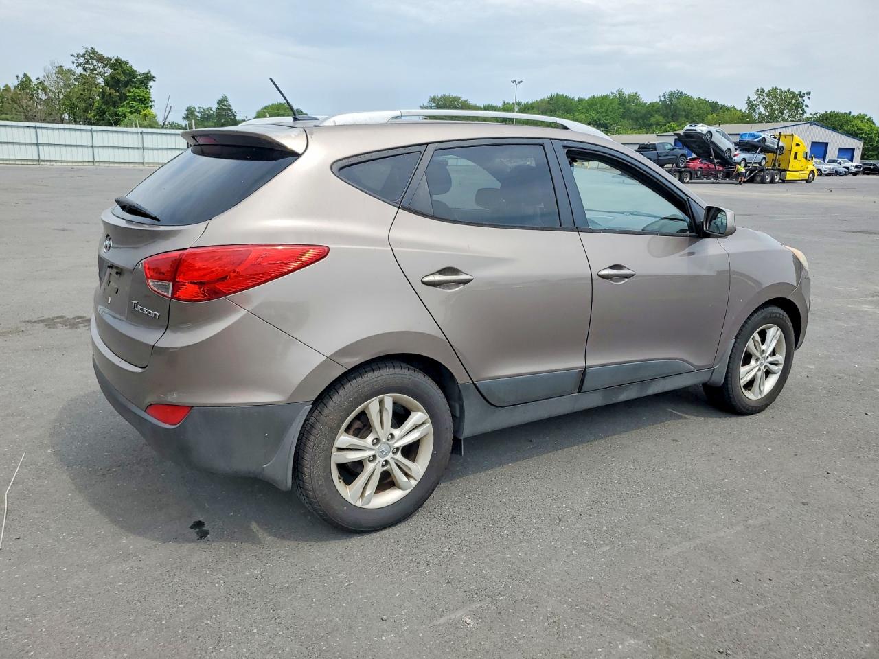 2011 Hyundai Tucson Gls Brown vin: KM8JU3ACXBU289706