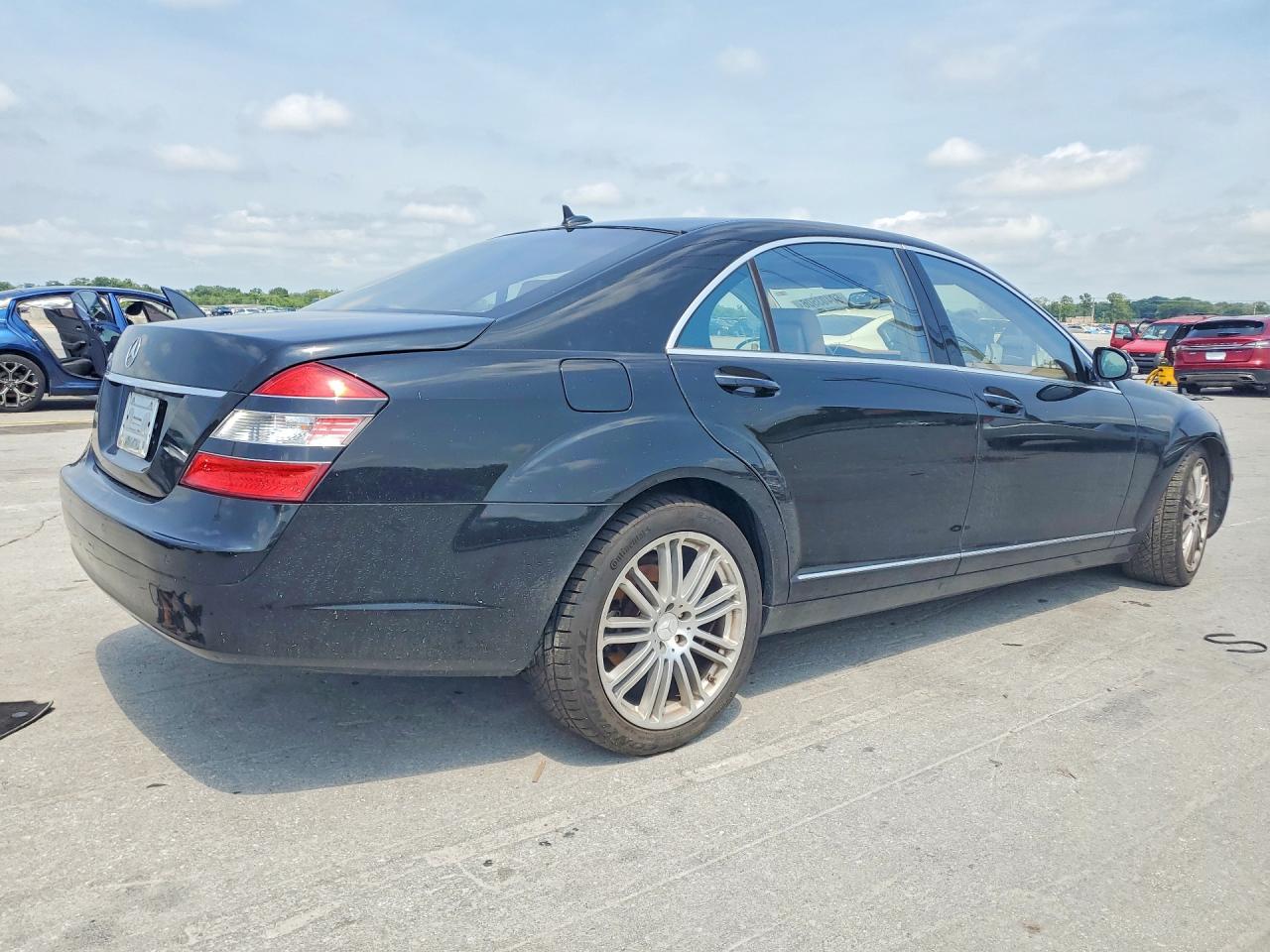 2008 Mercedes-benz S 550 Black vin: WDDNG71X38A211274