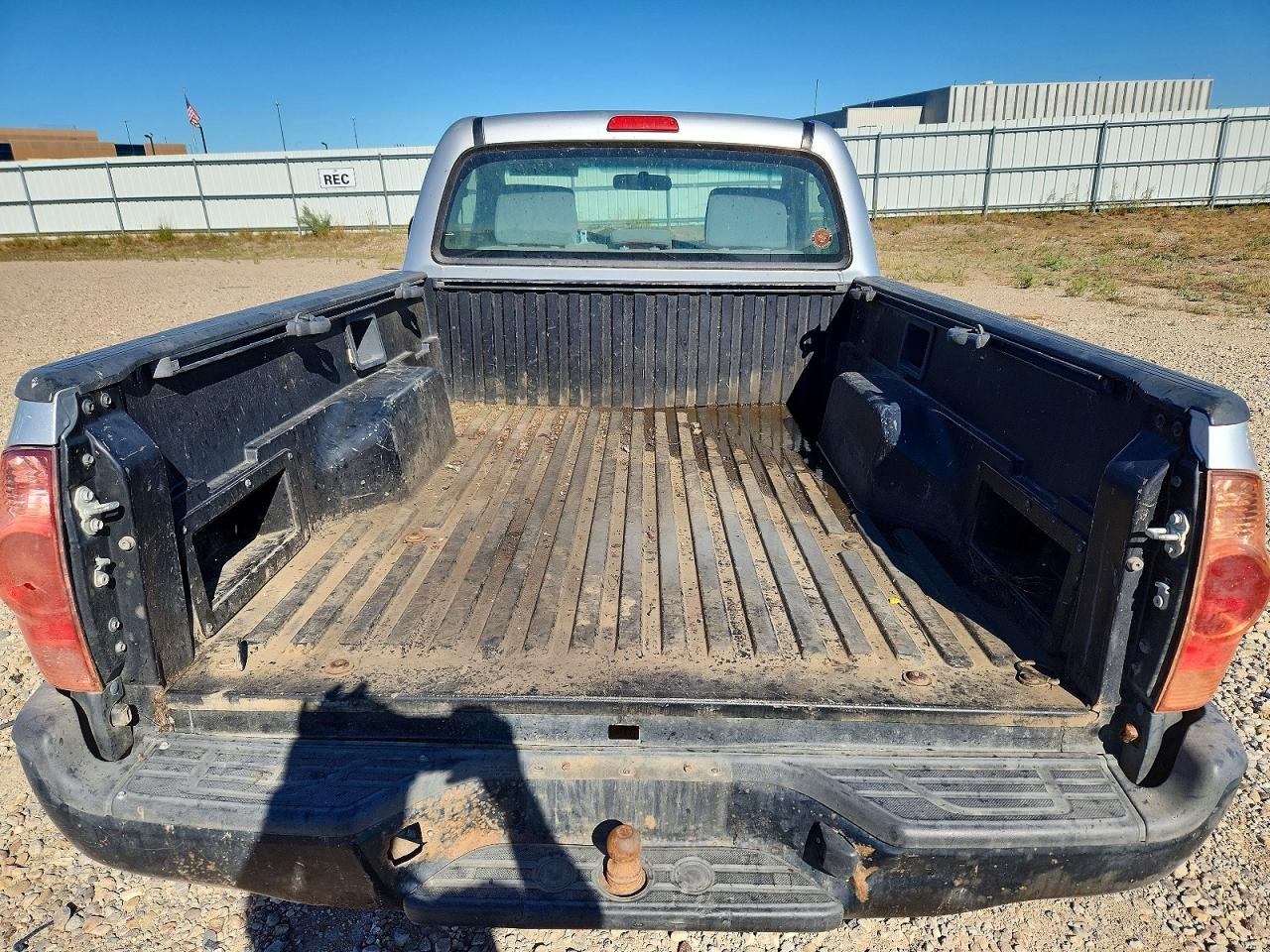 2008 Toyota Tacoma Base Silver vin: 5TENX22N38Z562802