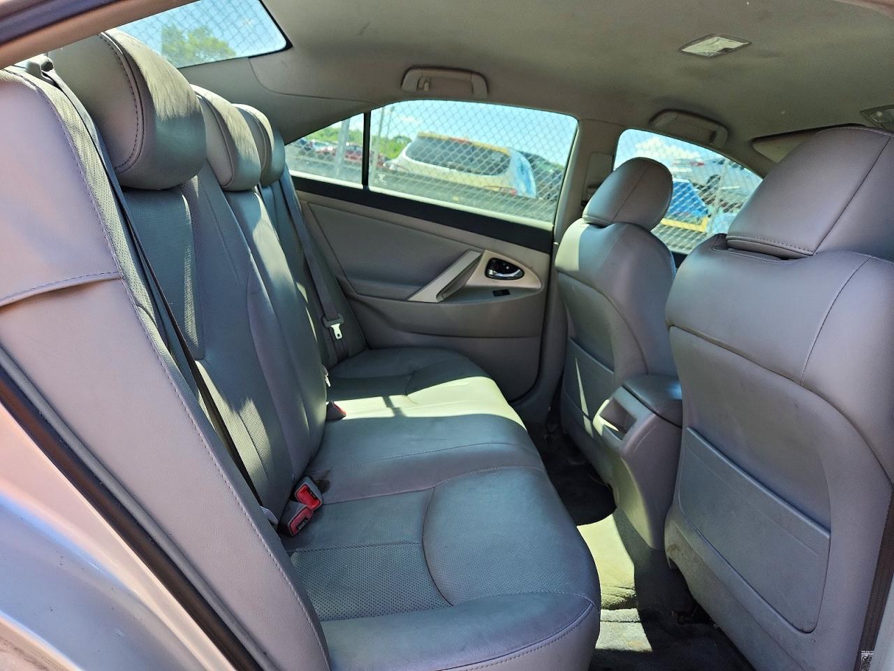 2008 Toyota Camry Se Серебряный vin: 4T1BE46K58U764887