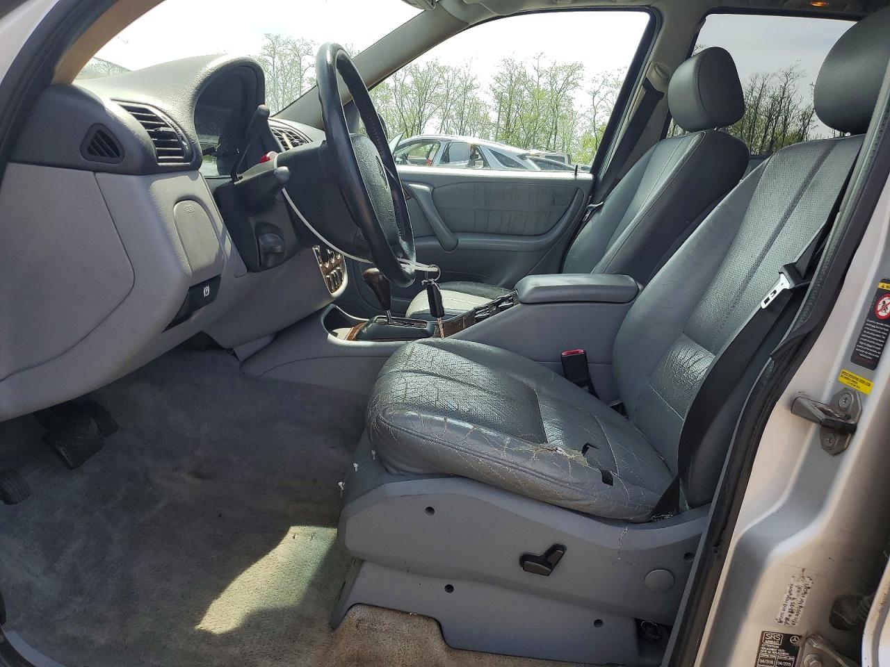2000 Mercedes-benz Ml430 Silver vin: 4JGAB72E8YA189188