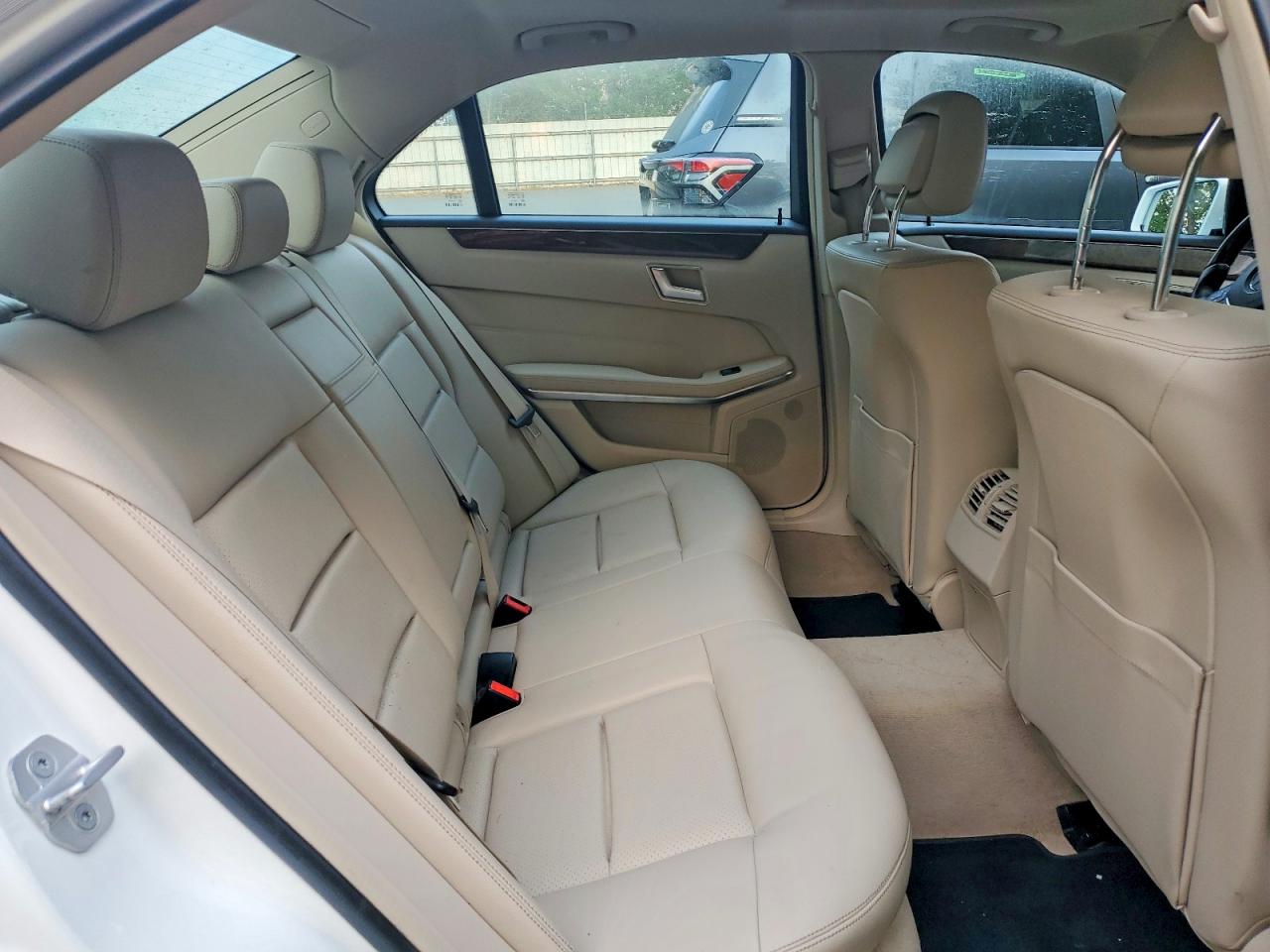 2014 Mercedes-benz E 350 4matic White vin: WDDHF8JB9EA773590