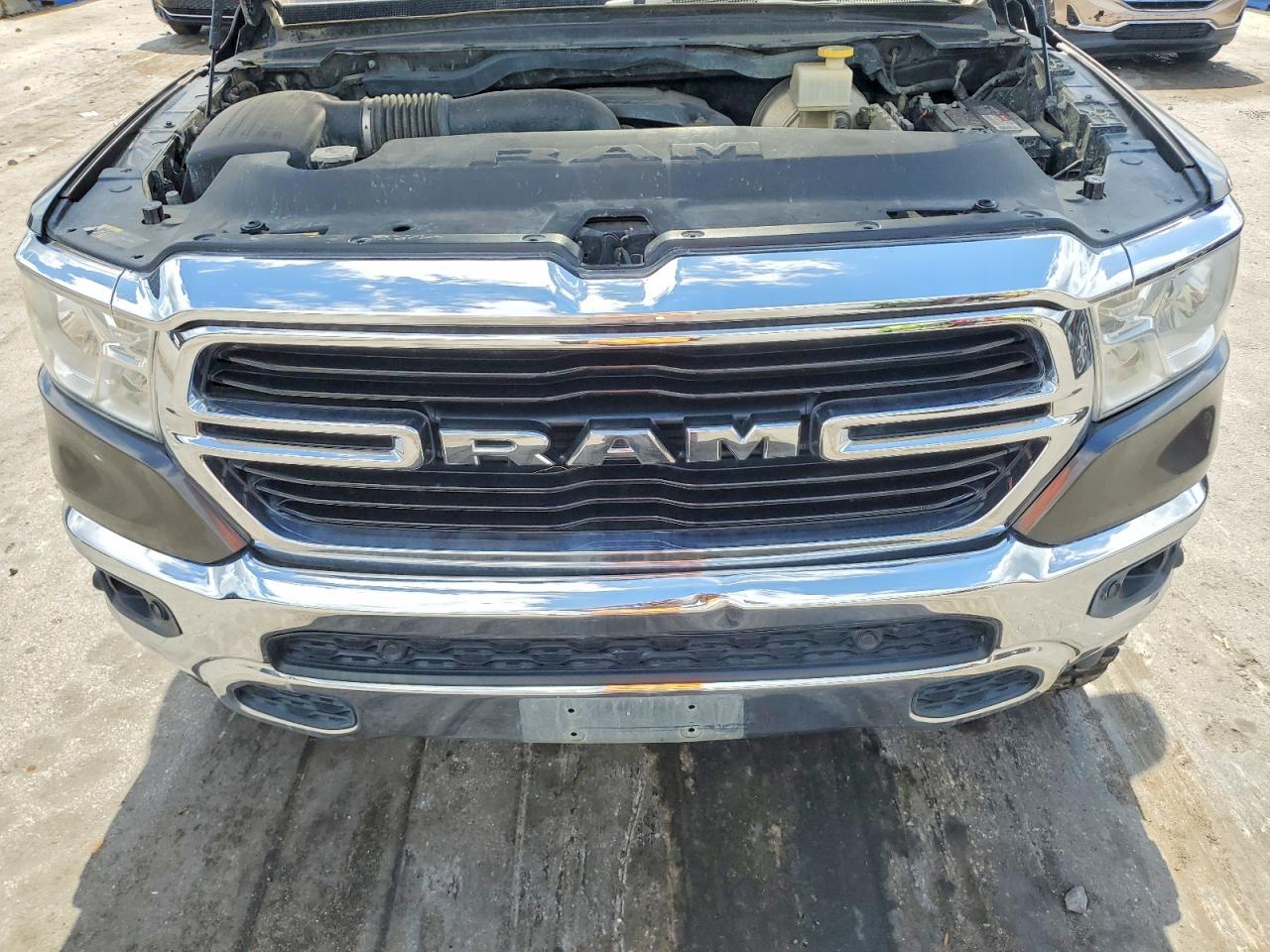 2020 Ram 1500 Big Horn Серый vin: 1C6SRFFT3LN125964