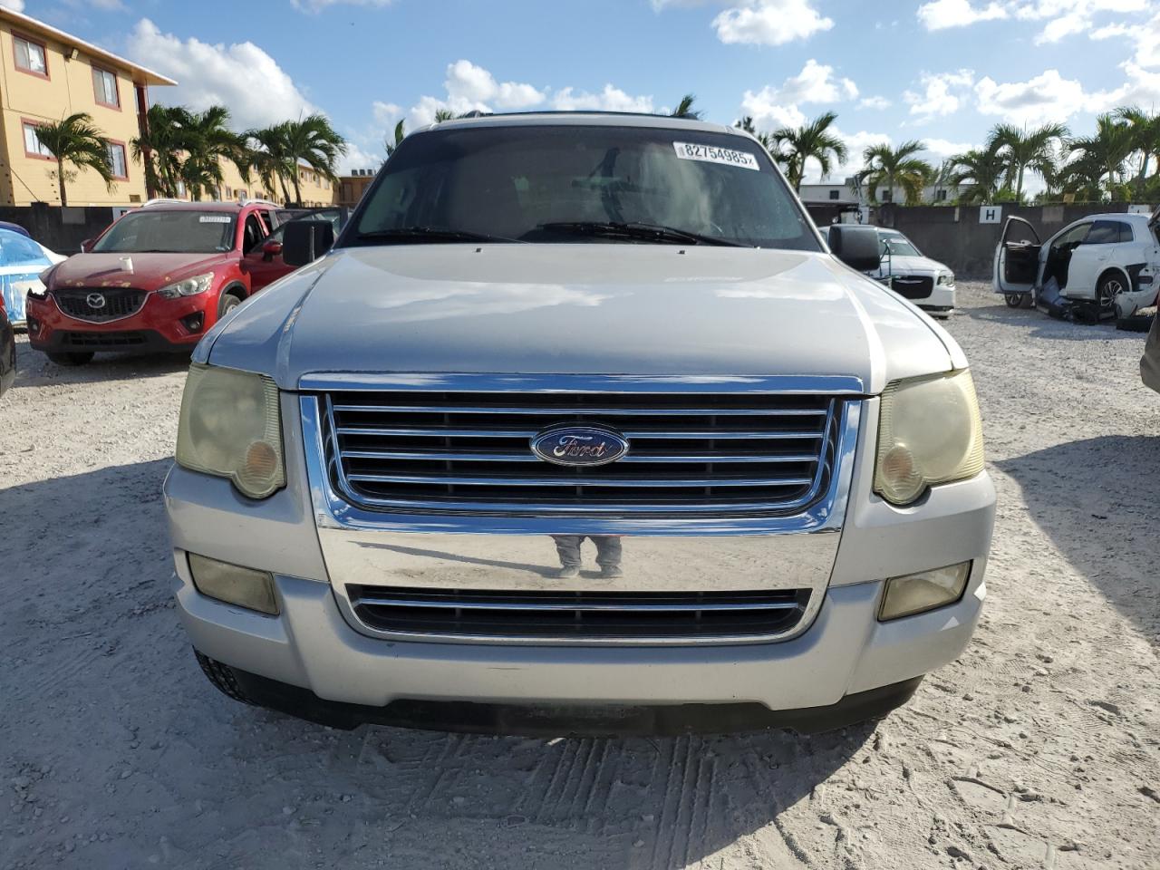 2010 Ford Explorer Xlt Silver vin: 1FMEU6DE6AUB07868