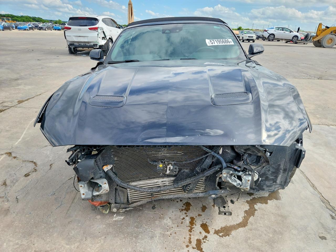 2022 Ford Mustang Black vin: 1FATP8UH7N5105397