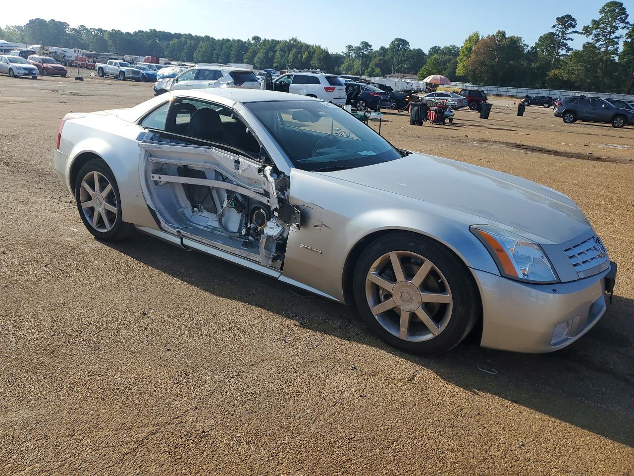 2006 Cadillac Xlr Серебряный vin: 1G6YV36A665602146