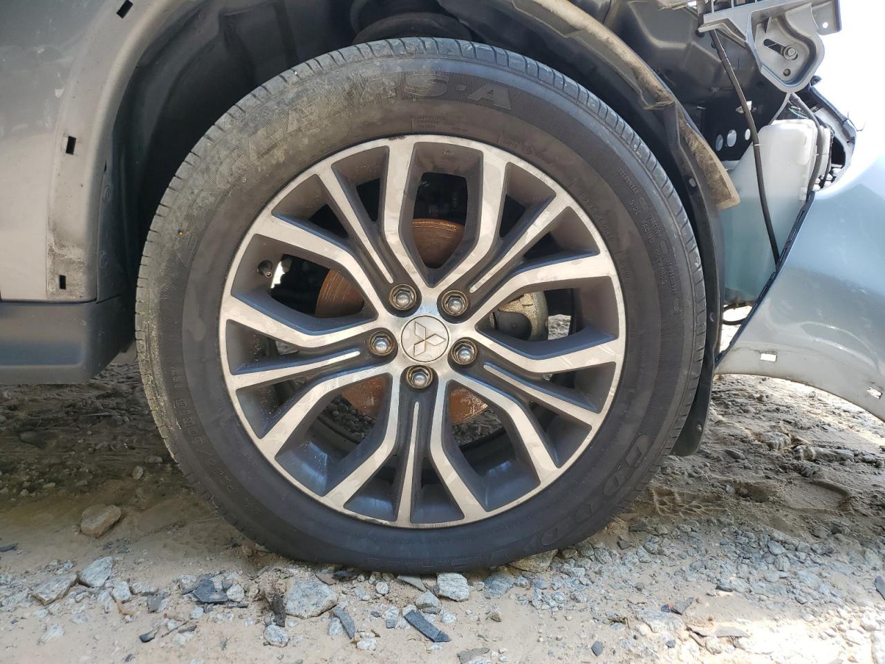 2019 Mitsubishi Outlander Sport Se Gray vin: JA4AP4AU3KU017972 Damage: Right Front Wheel, Curb Rash, 1 to 2 inches