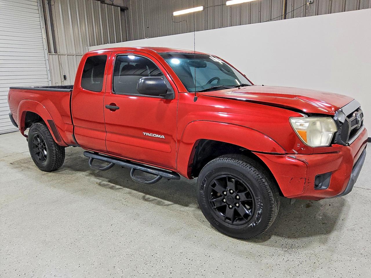 2013 Toyota Tacoma Prerunner Access Cab Red vin: 5TFTX4GN5DX021957