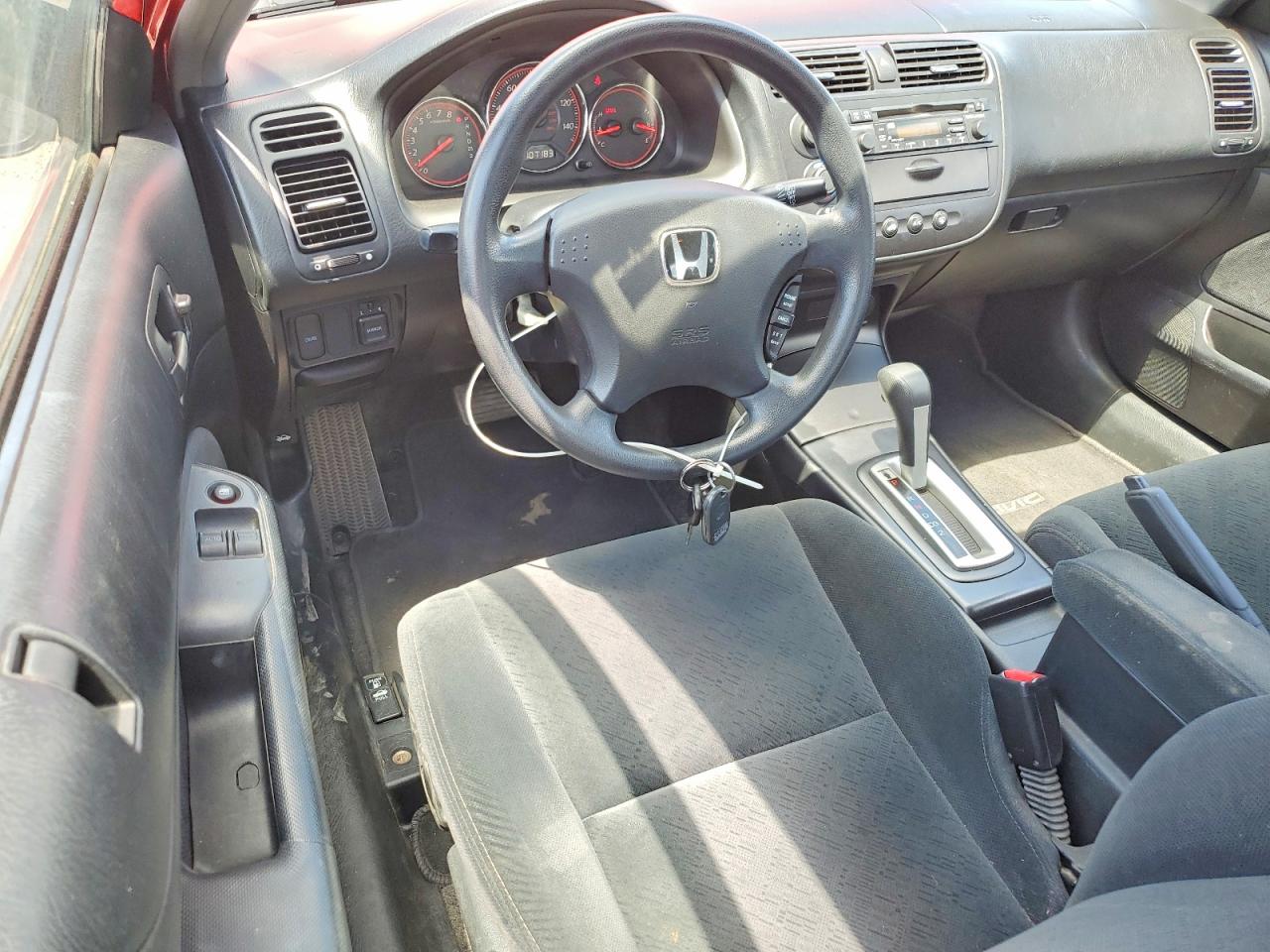 2004 Honda Civic Lx Красный vin: 1HGEM22574L081812