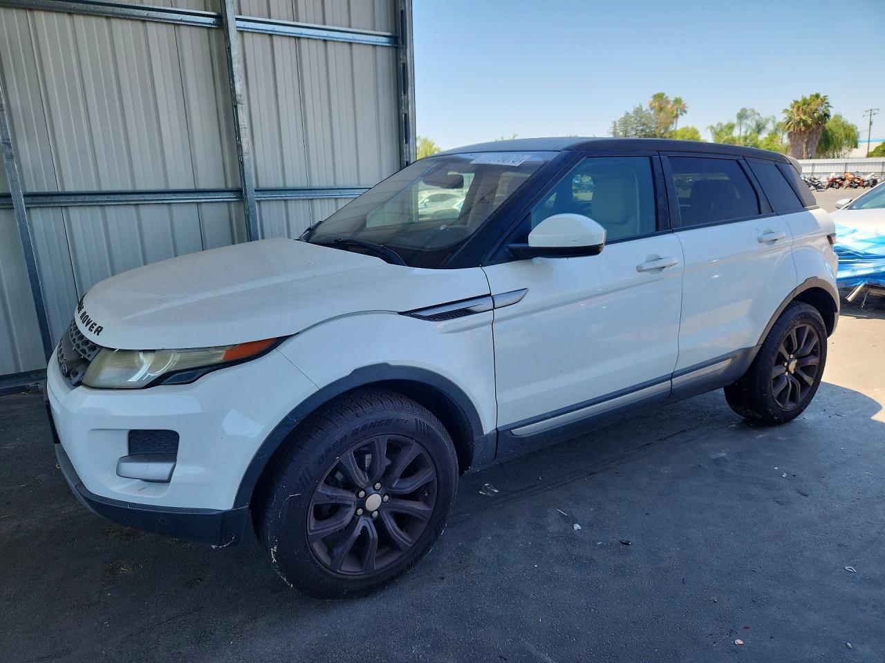 2014 Land Rover Range Rover Evoque Pure Белый vin: SALVN2BG4EH905002