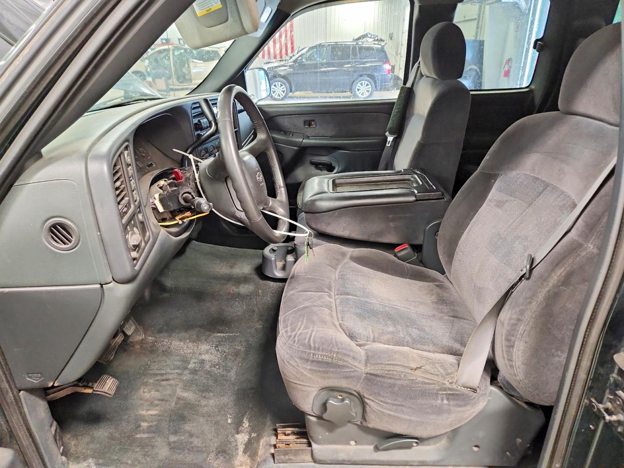 2001 Chevrolet Silverado K1500 Зеленый vin: 2GCEK19V711352096
