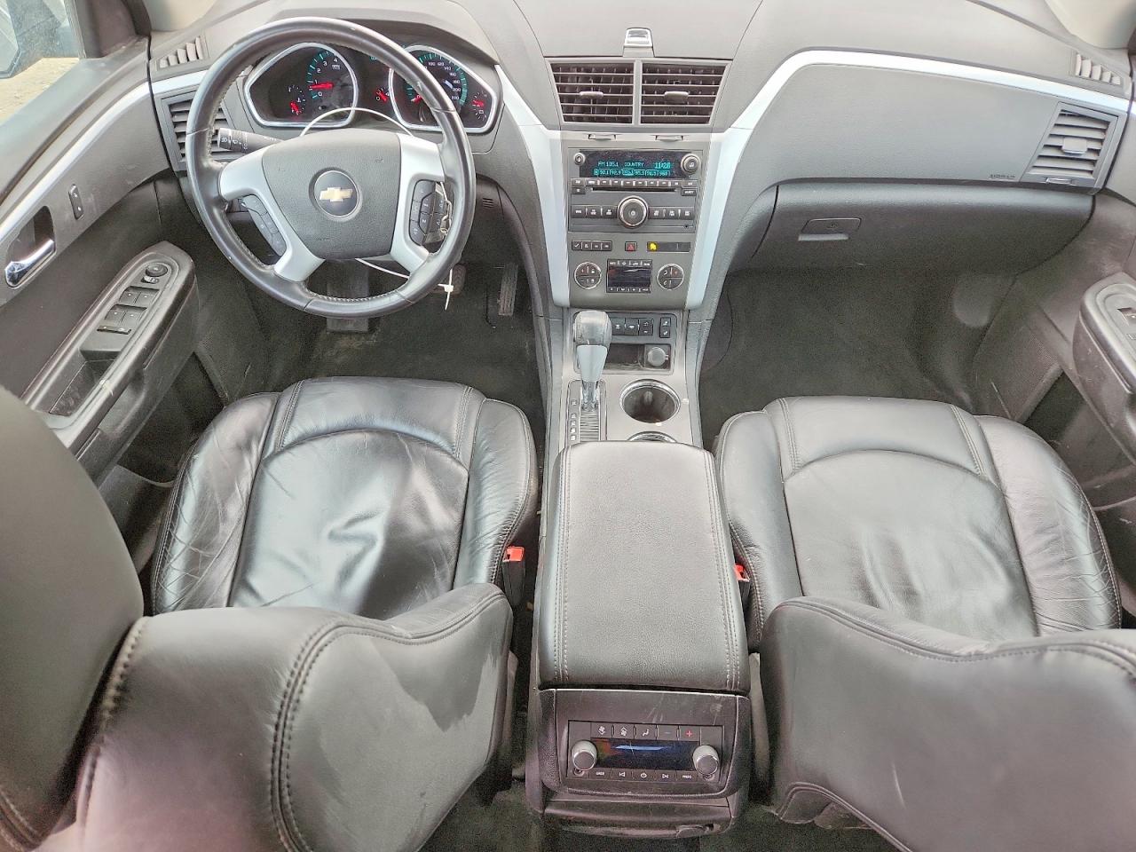 2010 Chev Traverse Lt Blue vin: 1GNLRGED3AS144050