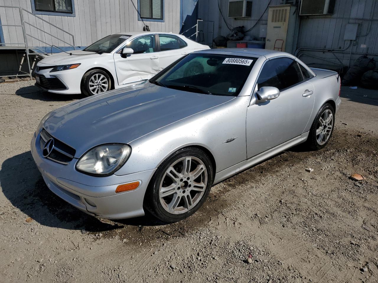 2004 Mercedes-benz Slk 230 Kompressor Silver vin: WDBKK49F24F305678