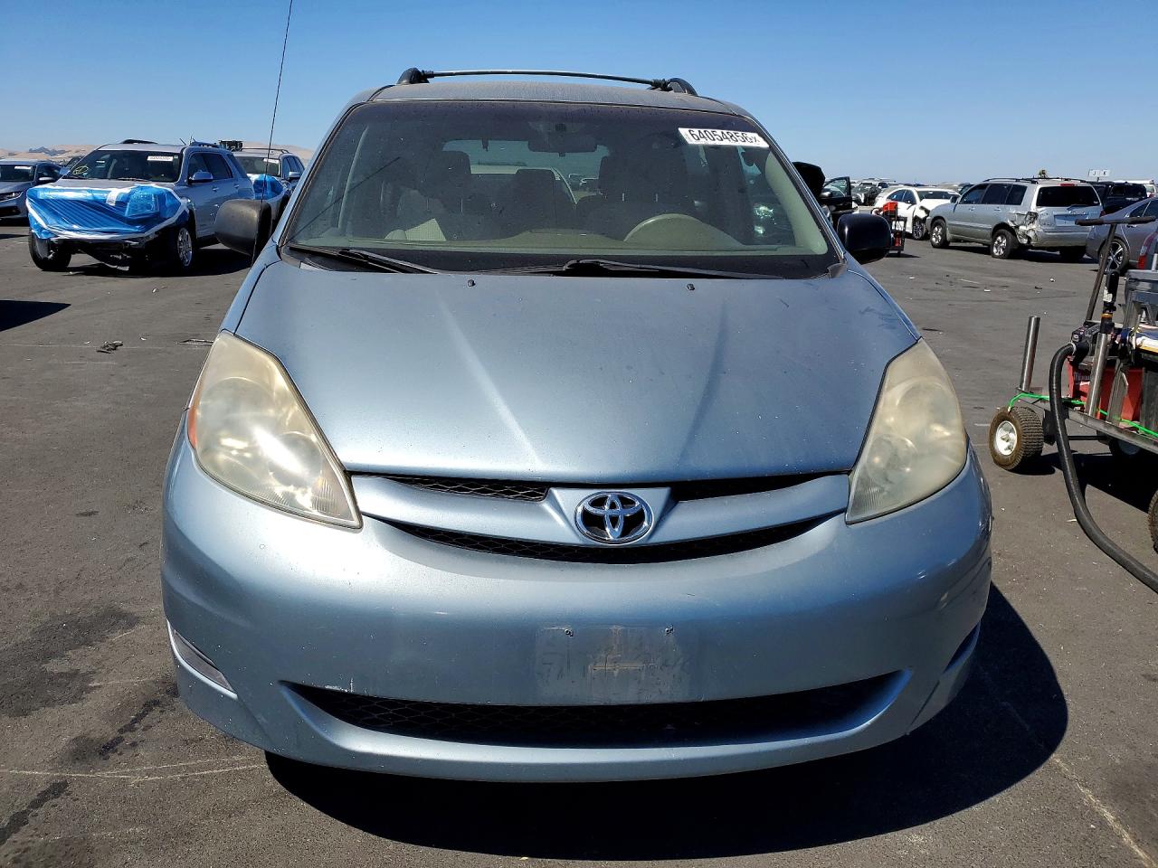2008 Toyota Sienna Le 8-passenger Blue vin: 5TDZK23C58S205423
