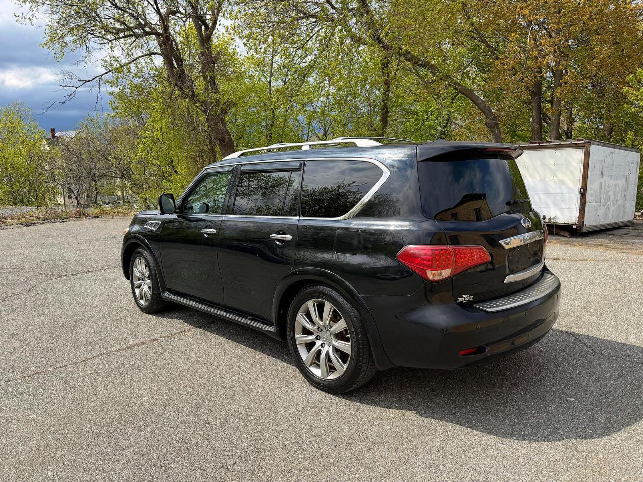 2013 Infiniti Qx56 Base Черный vin: JN8AZ2NC5D9350142